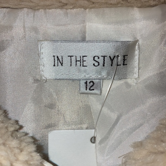 Sherpa Coat - Picture 8 of 9